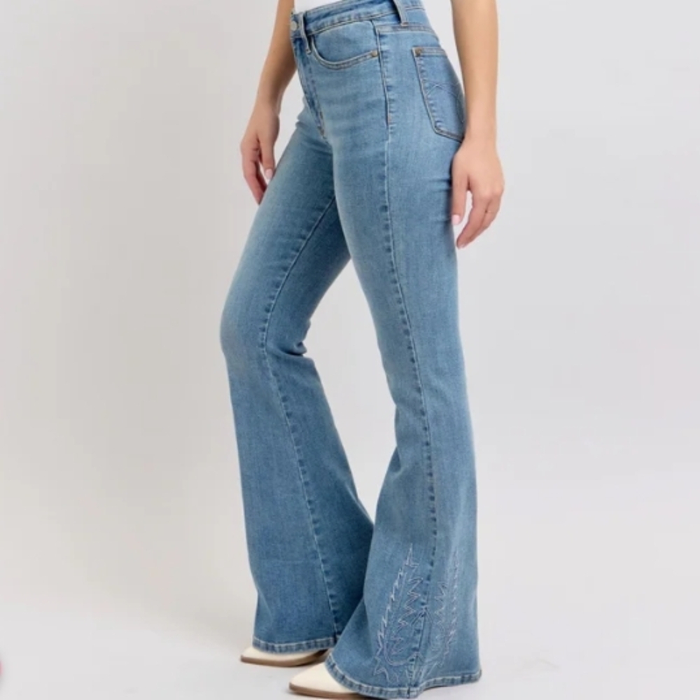 Judy Blue Light Blue High-Rise Flare Jeans with Bootstitch Embroidery